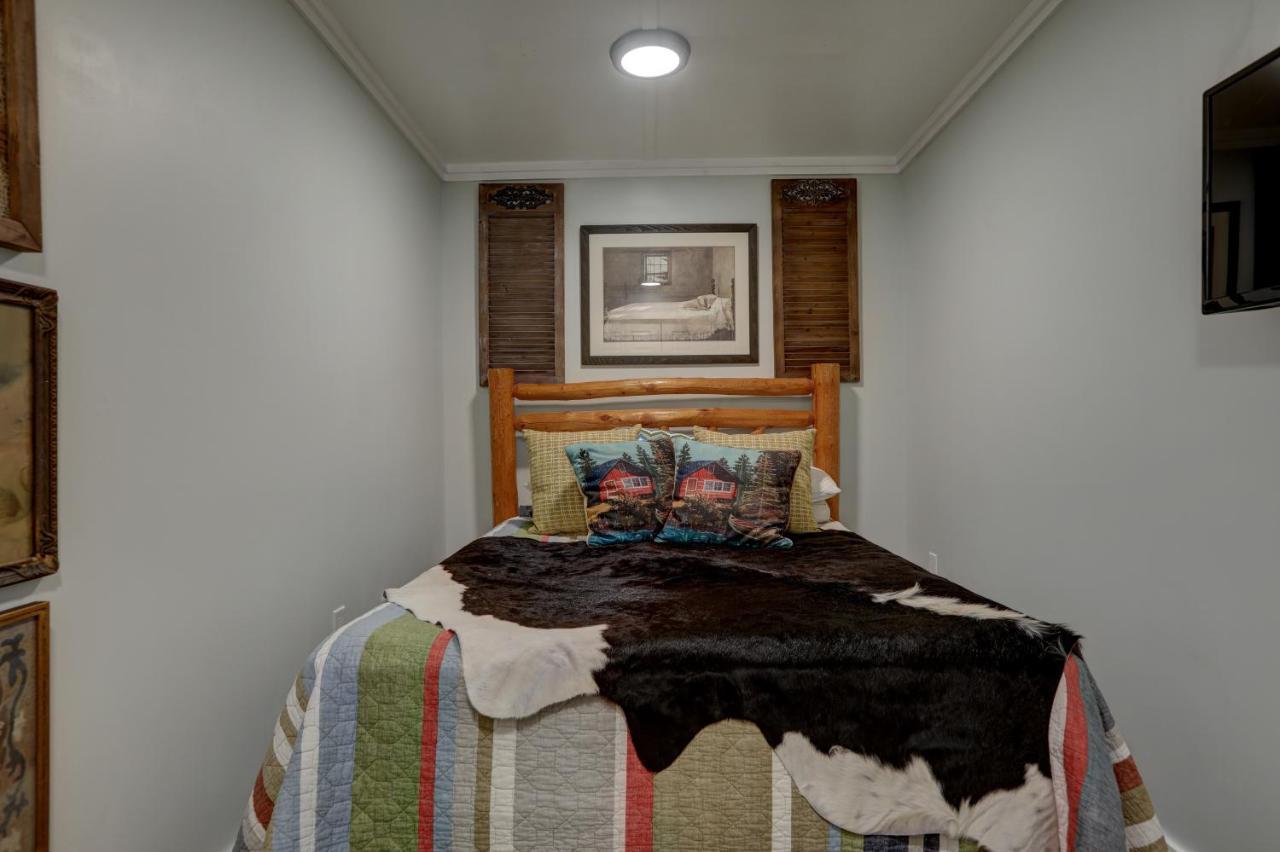 Odell'S Place Hood Luaran gambar
